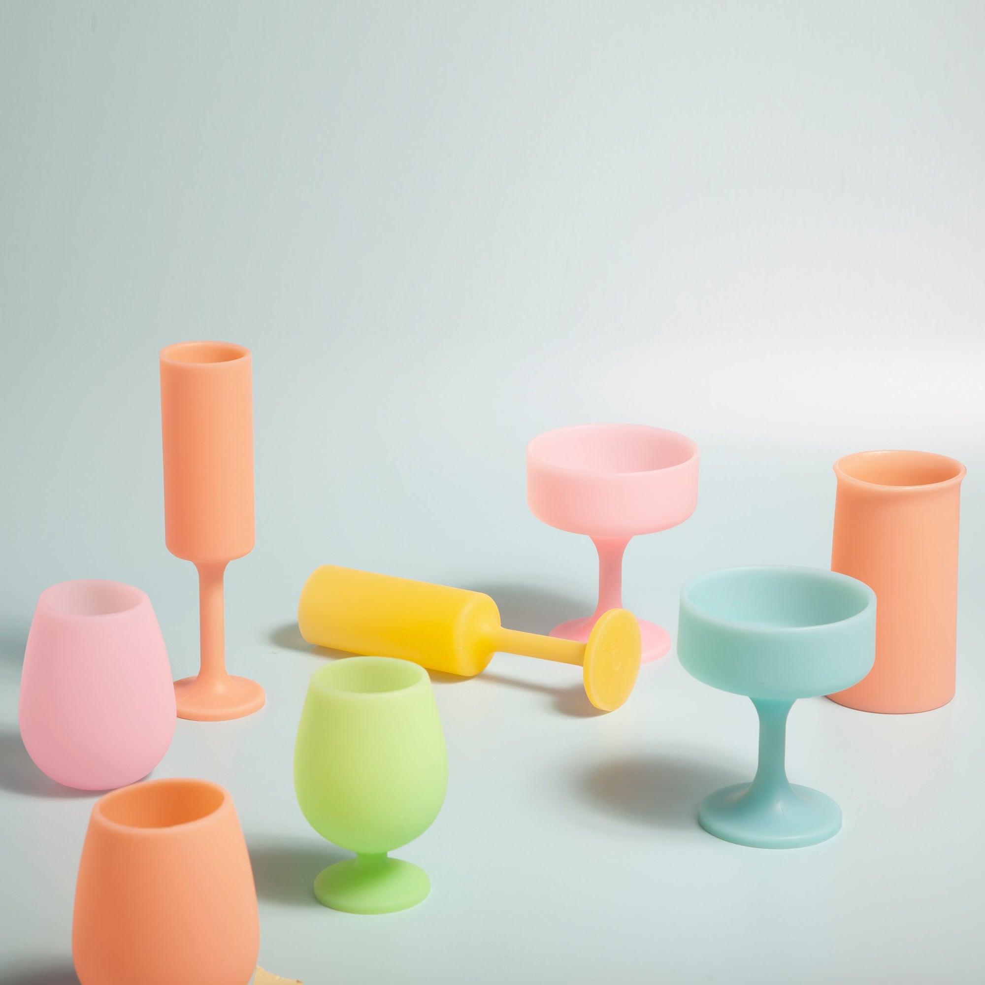 melone | stegg | silicone unbreakable highball glasses - porter green | style + sustainability