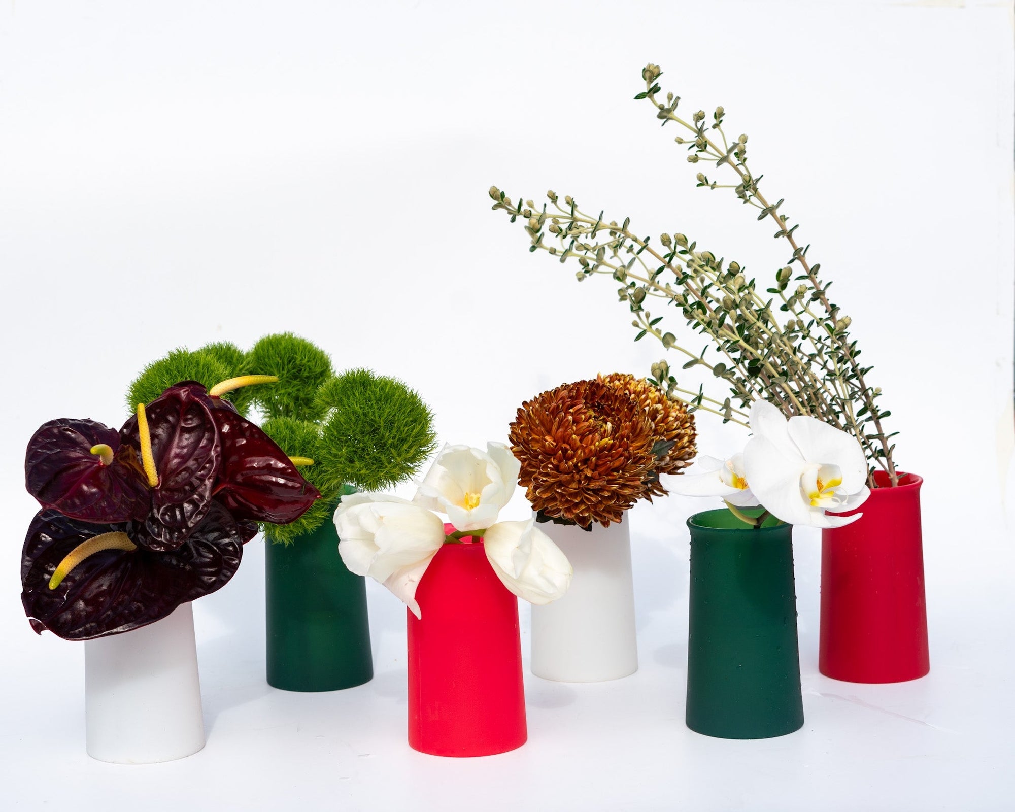 holiday mistletoe | stegg | silicone unbreakable highball glasses - porter green | style + sustainability