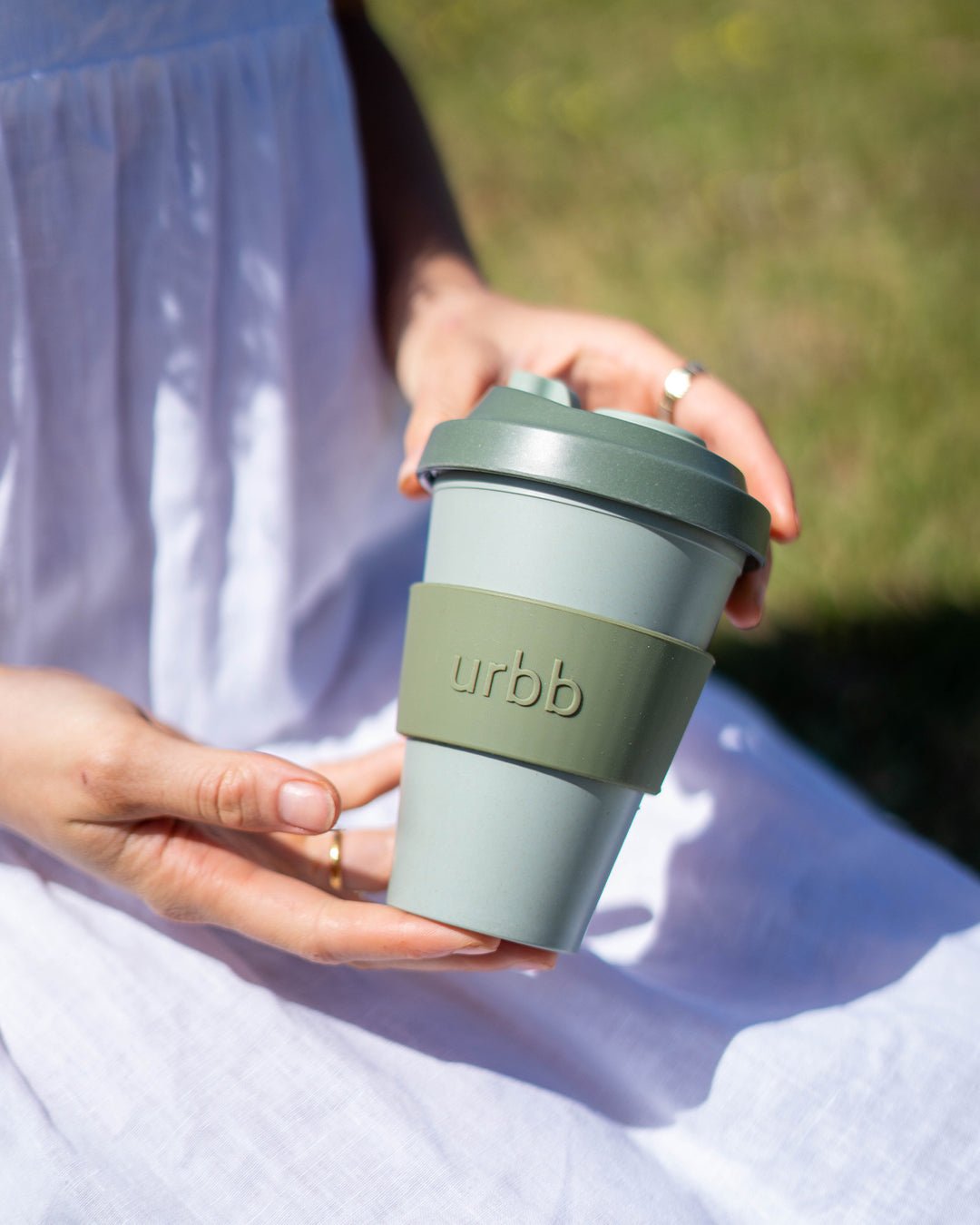 sage + olive | urbb | biodegradable bamboo coffee cup - porter green | style + sustainability