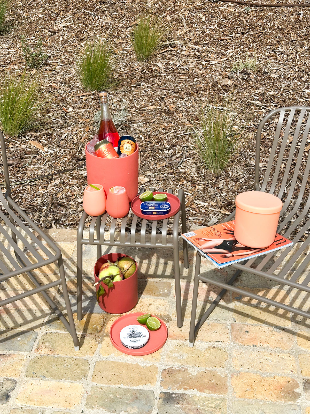 muted orange | swipp 1 | silicone unbreakable pot planter